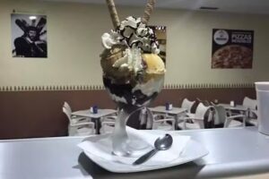 Menacho Burguer Pizza