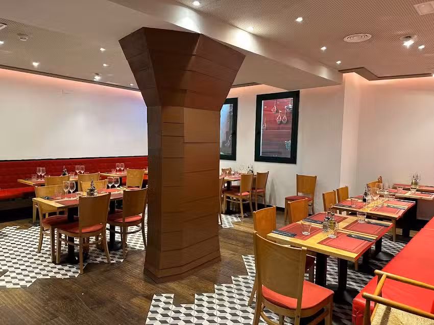 Mimi Tapas Restaurant