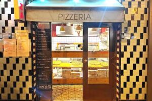 Mimmos Pizza, Parlament 17