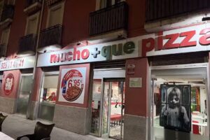Mucho Más que Pizza