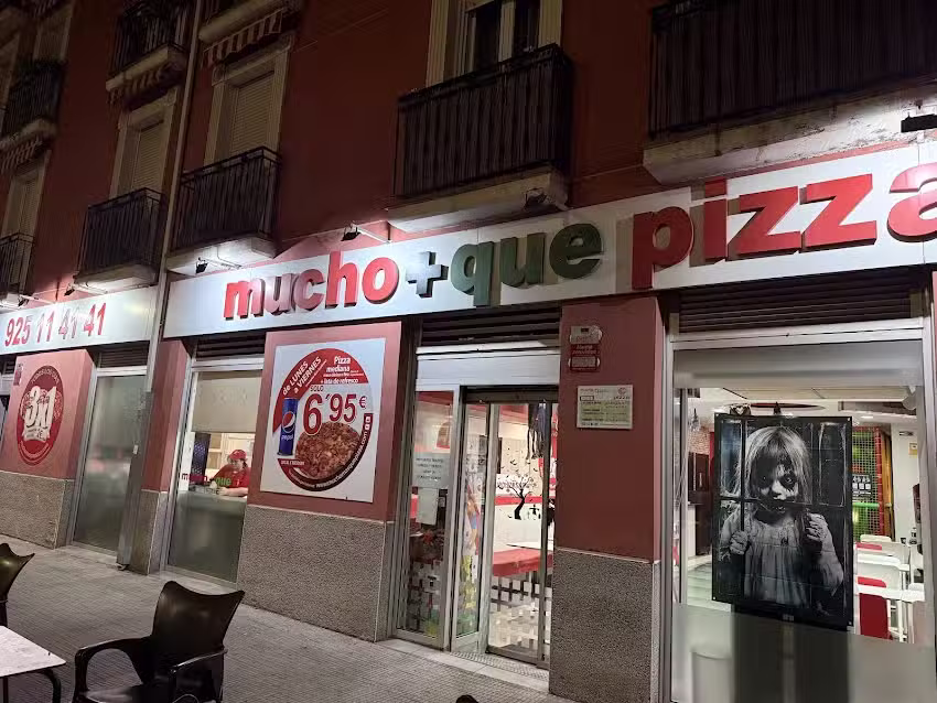 Mucho Más que Pizza