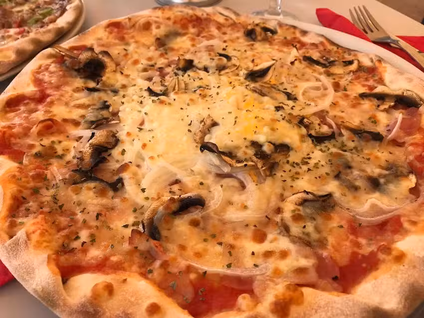 Nona Cafe – Pizzería