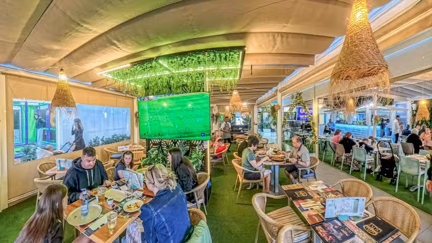 Olive Italiano PUERTO MARINA – BENALMÁDENA – MÁLAGA (Pizza, Pasta, Black Angus)