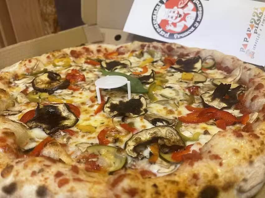 Paparazzi pizza Verín