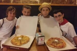 Piacere Caffé y Pizza.