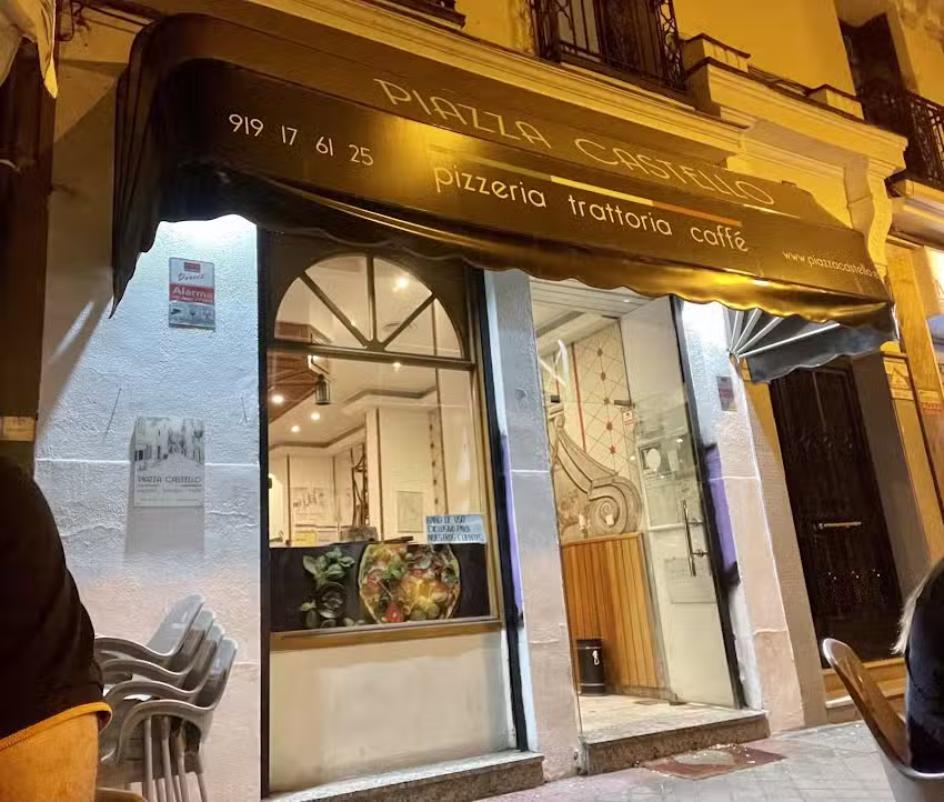 Piazza Castello – pizzeria, trattoria, bar