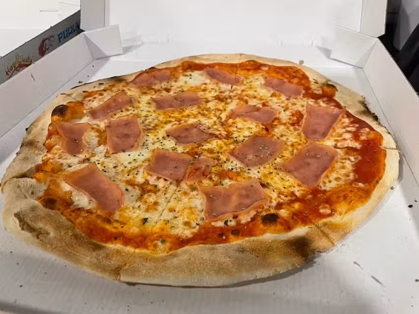 Pizza Eva Burguillos