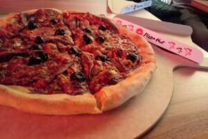 Pizza HUT Segovia – Comida a Domicilio