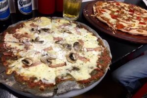 Pizza Negra, FELiX BURRIEL