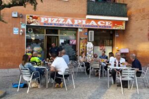 pizza place bar i doner kebab