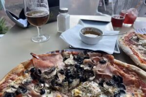 Pizza Time Pizzeria Las Chapas Elviria Capobino