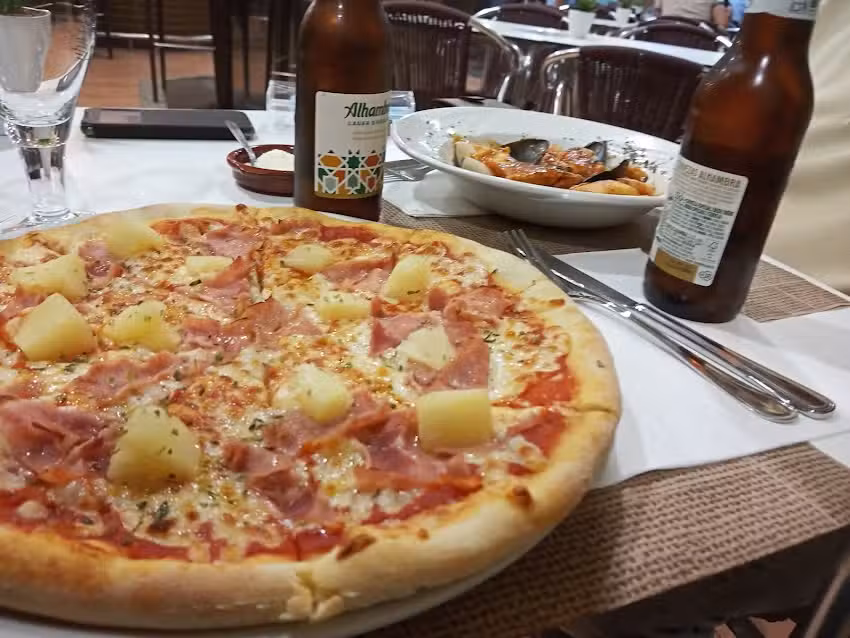 Pizzas & Pasta Family