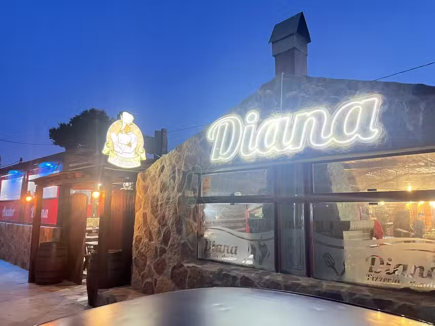 PIZZERIA ASADOR DIANA