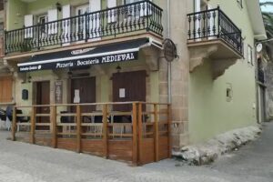 Pizzeria-Bocateria Medieval