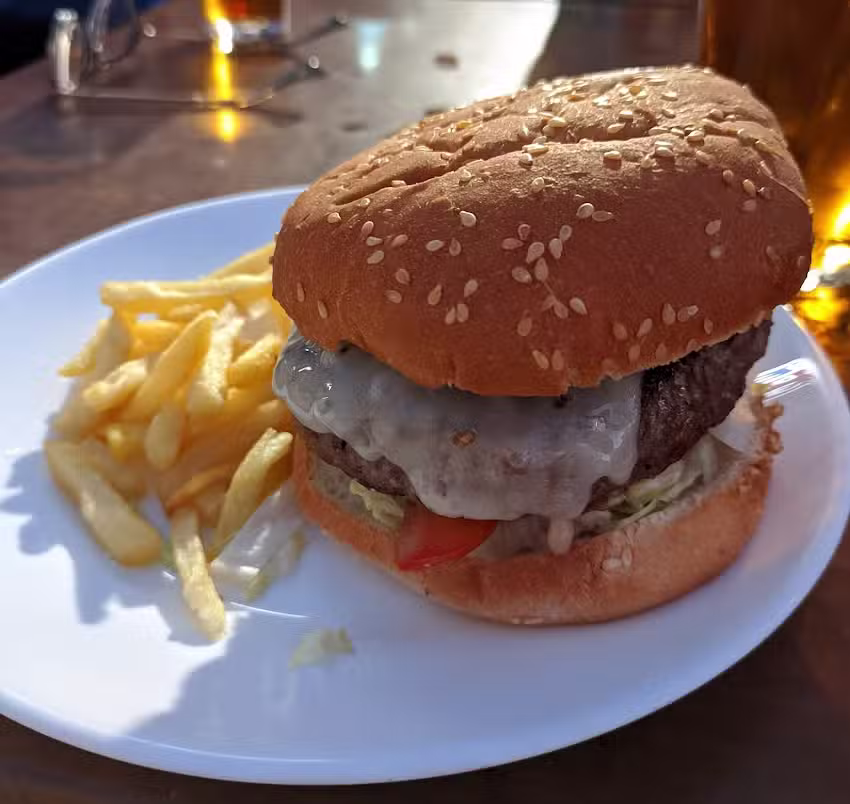 Pizzería-Cafetería Góndola