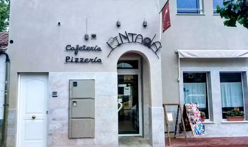 Pizzería Cafetería Pintada