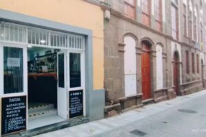 PIZZERIA-CERVECERIA TUTI