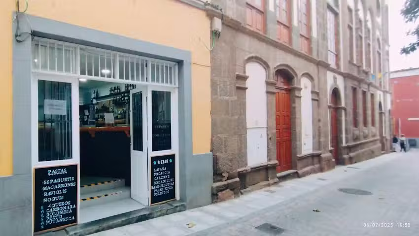 PIZZERIA-CERVECERIA TUTI