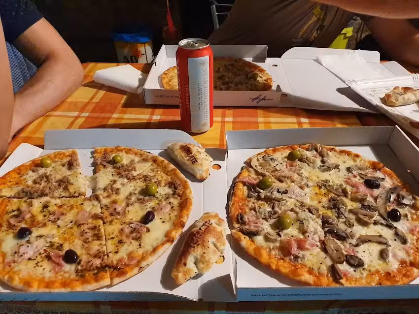 Pizzería Costumbres Argentinas