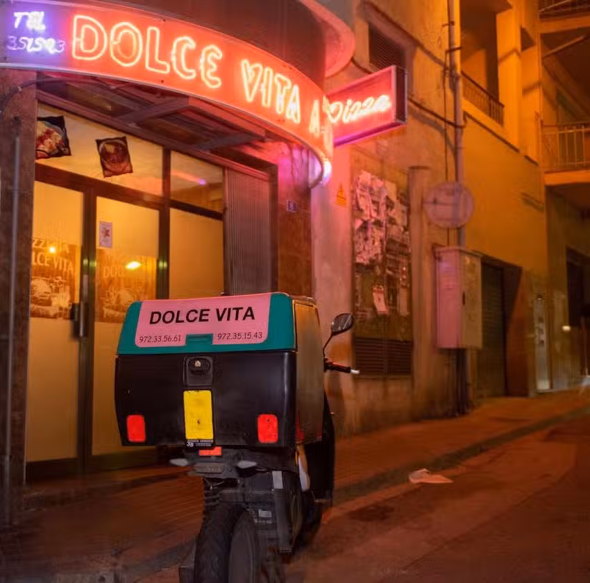 Pizzeria Dolce Vita a casa(servei a domicili)