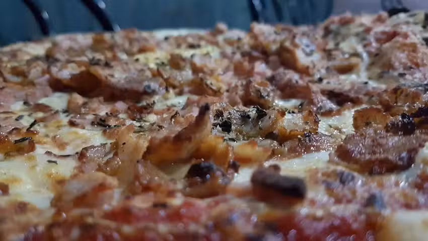 Pizzería Horno De Leña