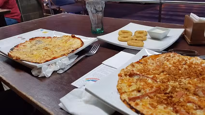 Pizzeria Huracanes Punta