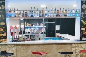 Pizzeria & kebab La Cantina