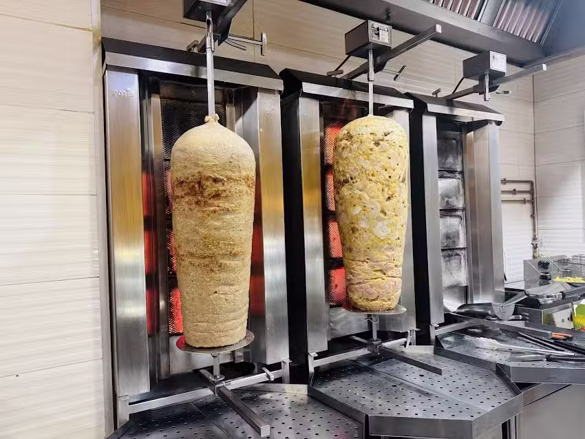 Pizzeria kebab la fama