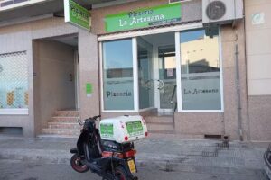 Pizzería La Artesana