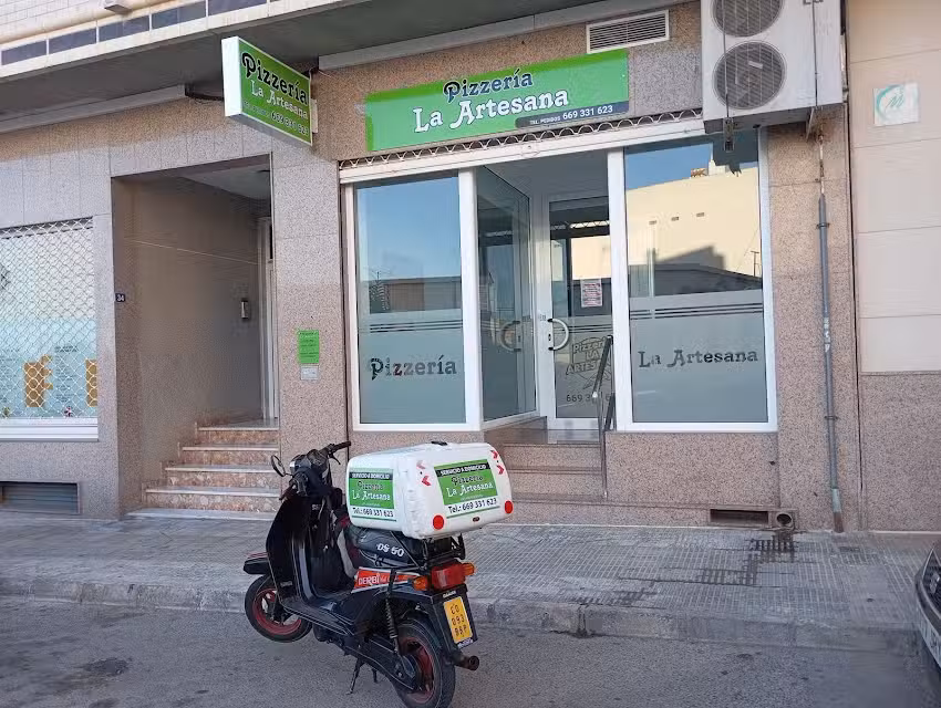 Pizzería La Artesana