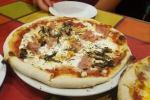 Pizzería La Bella Italia