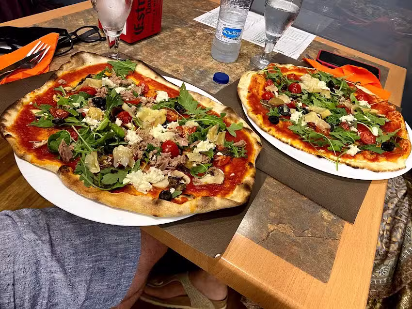 PIZZERÍA LA BELLA ITALIA