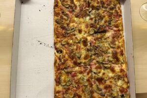 Pizzería La Casa Di Napoli