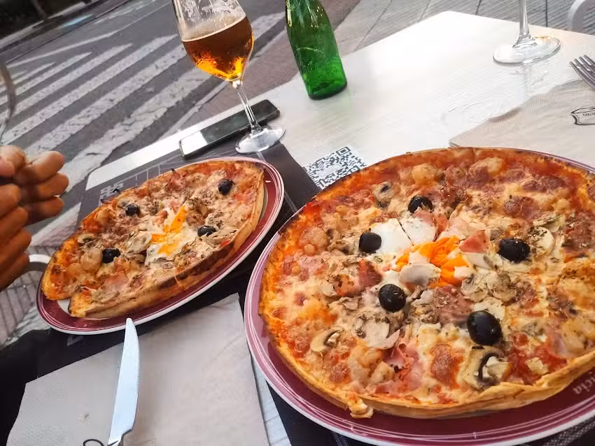 Pizzería La Competencia