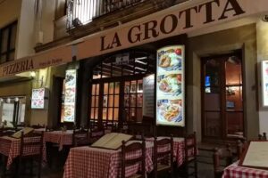 Pizzería La Grotta