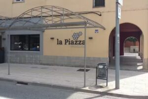 Pizzeria La Piazza