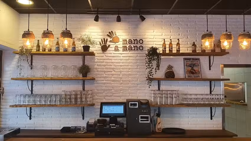 Pizzería Mano a Mano