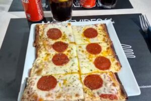 Pizzeria Montevideo Sant boi