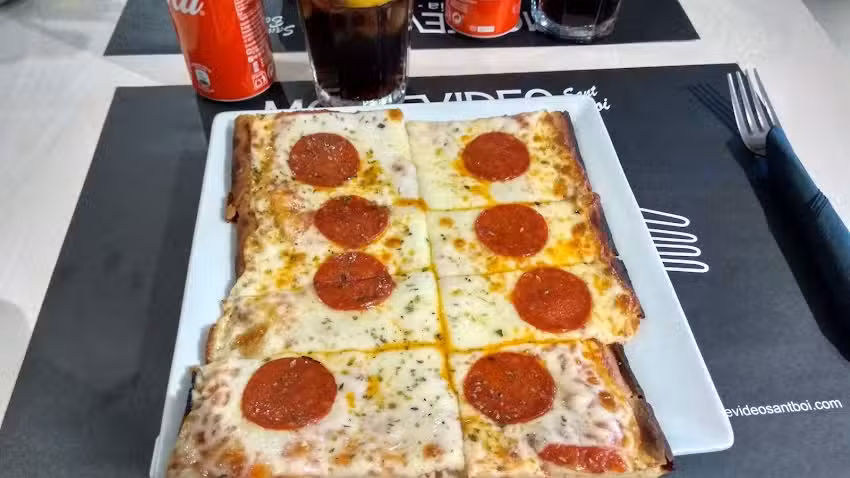 Pizzeria Montevideo Sant boi