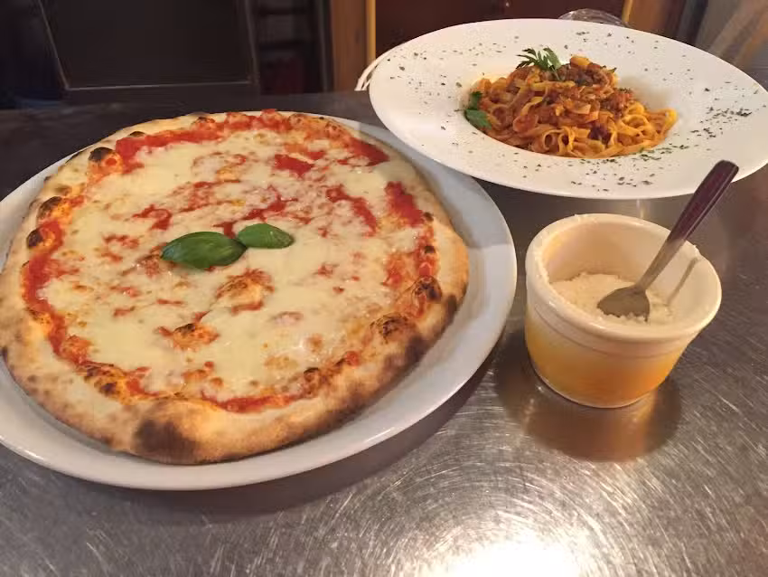 Pizzeria Napoli