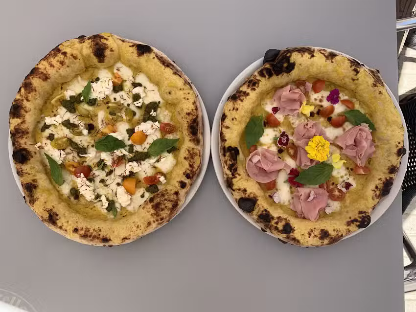 Pizzeria Niente Male