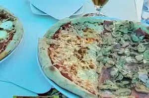 Pizzería + Rico coruña