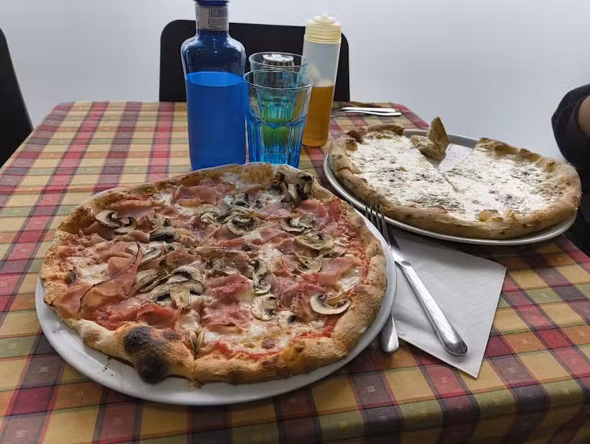 Pizzeria Rosticceria Carly