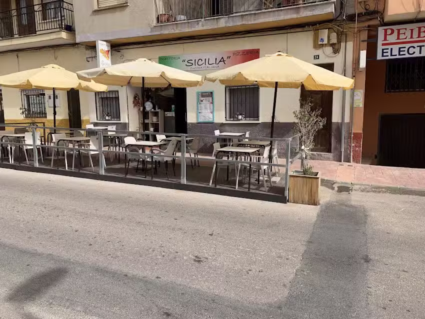 PIZZERIA TRATTORIA “SICILIA”.