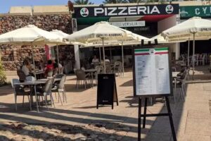 PIZZERÍA VERSILIA ( RISTORANTE ITALIANO )(PLAZA DEL MAR)(RETAMAR)