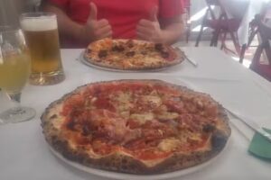 PIZZERIA VESUVIO / EX CAPRI