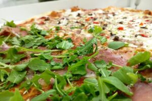 PIZZERIA vicino la rotonda