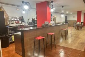 Pizzería y restaurante punto rojo