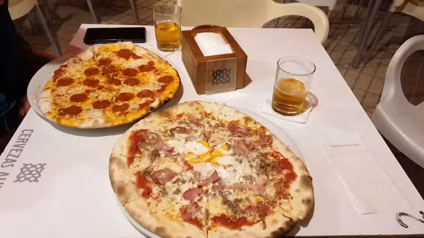 Pizzería Yoyi