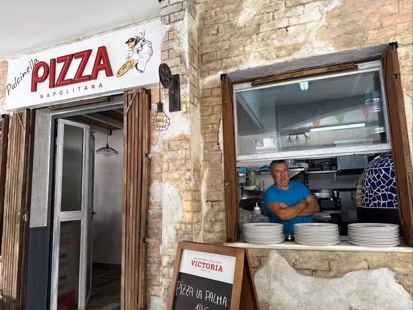 PULCINELLA PIZZERIA TRATTORIA NAPOLITANA